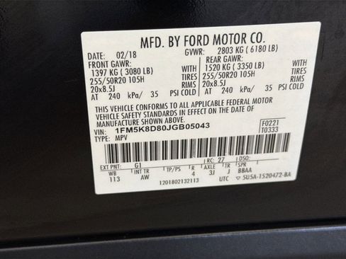 Used 2018 Ford Explorer XLT w/ Equipment Group 202A AWD/4WD image 41