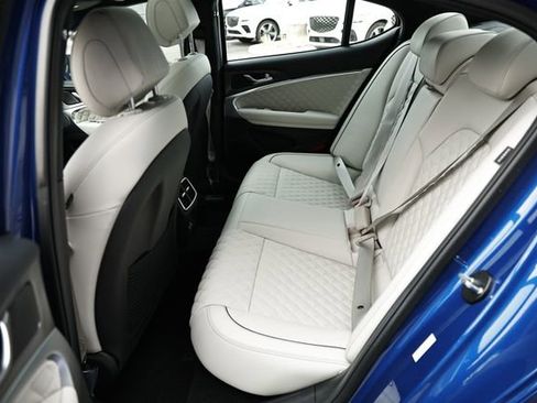 Certified 2025 Genesis G70 3.3T Advanced w/ Sport Prestige Package image 21