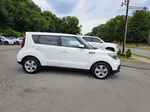 Used 2018 Kia Soul image 4