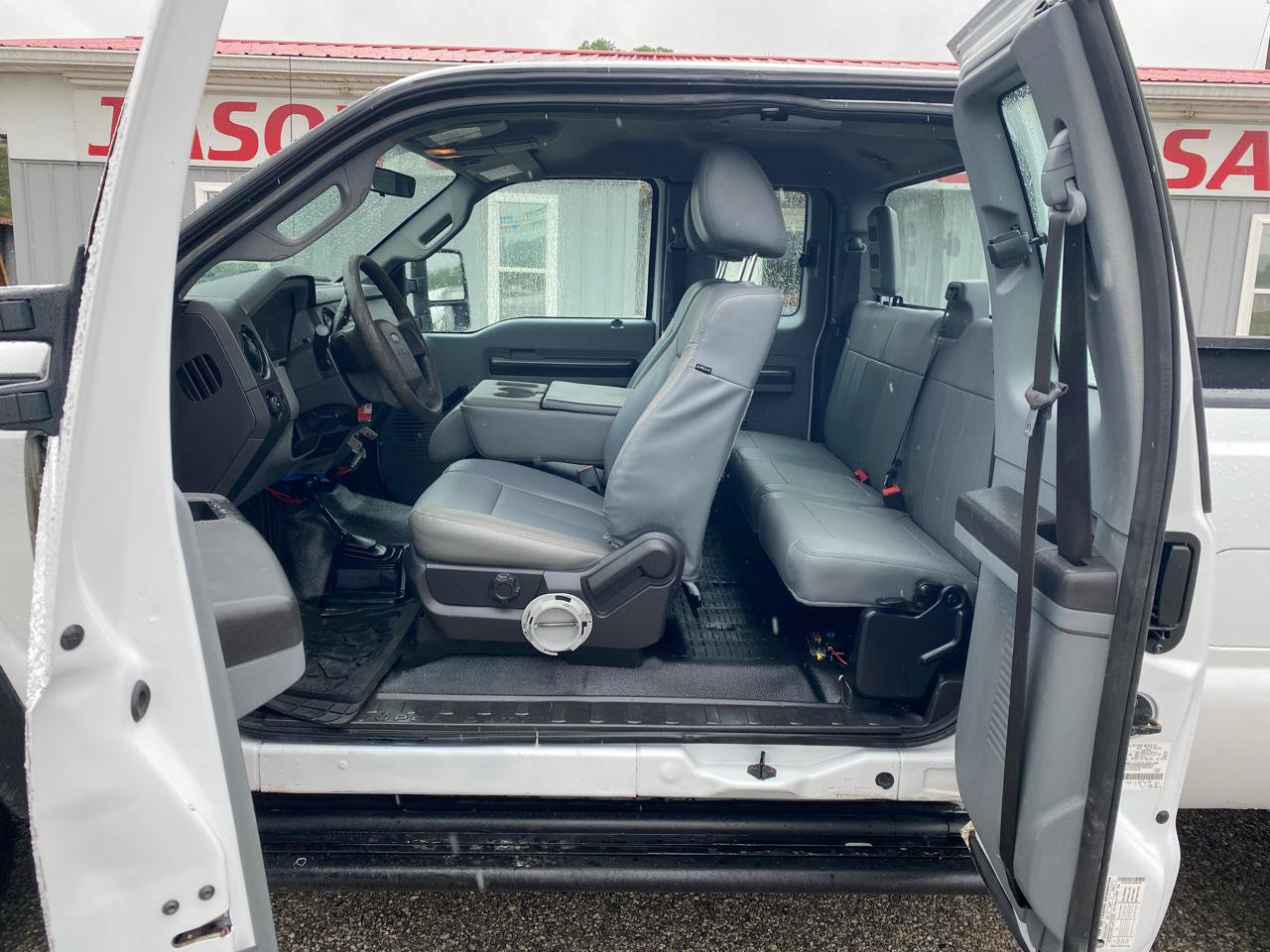 Used 2012 Ford F350 4x4 SuperCab Super Duty image 9