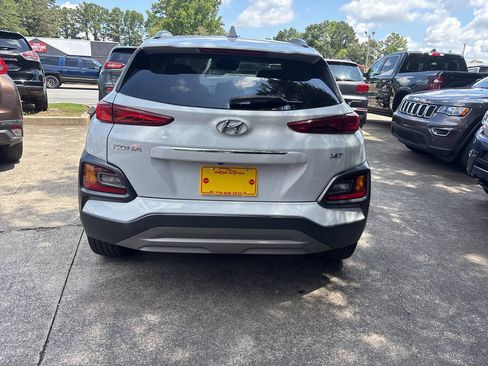 Used 2020 Hyundai Kona Limited w/ Cargo Package FWD image 7