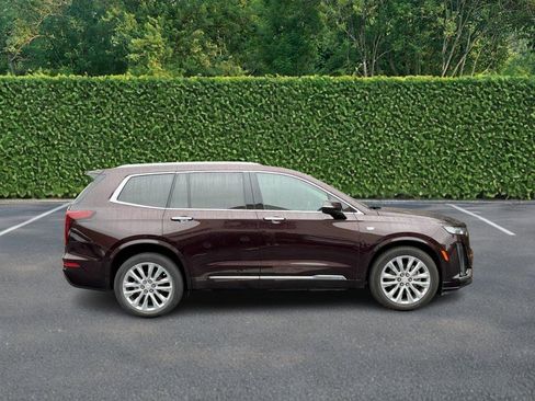 Used 2020 Cadillac XT6 Premium Luxury image 2