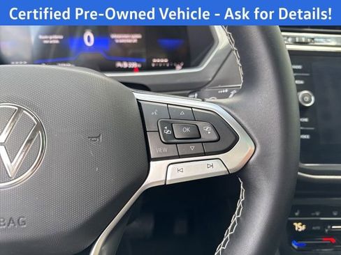Certified 2023 Volkswagen Tiguan SE w/ Panoramic Sunroof Package AWD/4WD image 20