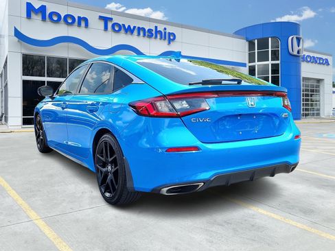 Used 2022 Honda Civic Sport Touring image 4