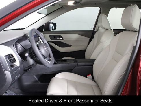 Used 2023 Nissan Rogue SV w/ SV Premium B Package FWD image 14