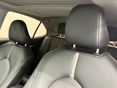 Used 2023 Toyota Camry XSE w/ Cold Weather Package FWD image 18