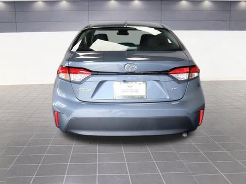 Used 2025 Toyota Corolla LE image 4
