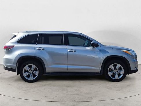 Used 2014 Toyota Highlander Limited AWD/4WD image 6