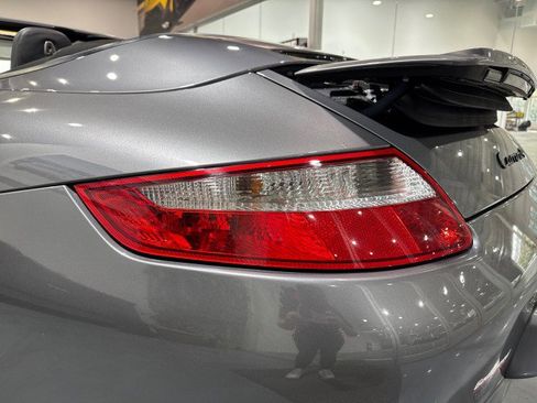 Used 2006 Porsche 911 Carrera 4 AWD/4WD image 45