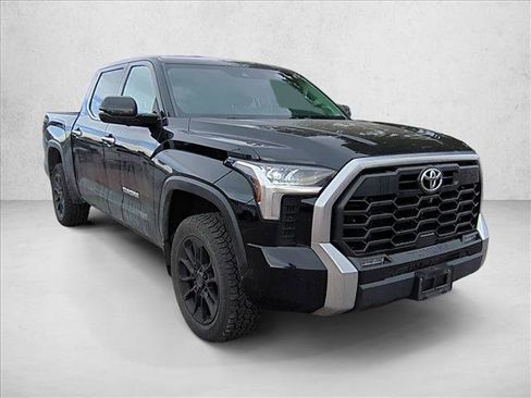 Used 2022 Toyota Tundra Limited image 3
