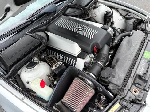 Used 2003 BMW 540i 540iA 4dr Sdn 5-Spd Auto image 31