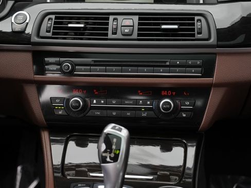 Used 2015 BMW 535i xDrive Sedan AWD/4WD image 39