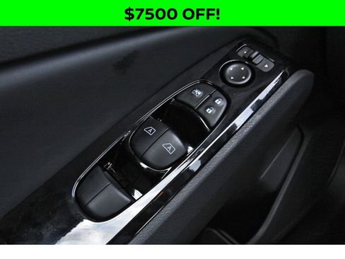 New 2025 Nissan Altima 2.5 SR w/ SR Premium Package image 21