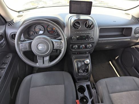 Used 2015 Jeep Patriot Sport w/ Power Value Group AWD/4WD image 26