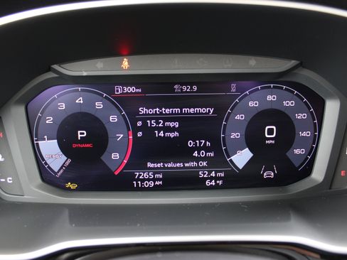 Certified 2025 Audi Q3 2.0T Premium w/ Convenience Package AWD/4WD image 18