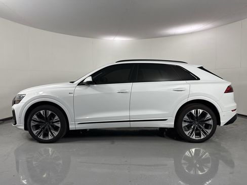 Certified 2025 Audi Q8 Premium Plus w/ Premium Plus Package AWD/4WD image 30