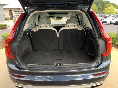 Used 2020 Volvo XC90 T5 Momentum w/ Protection Package Premier FWD image 34