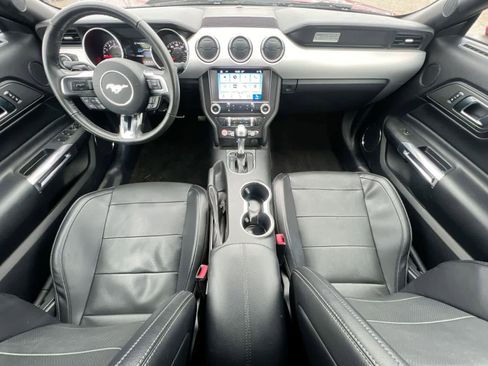 Used 2017 Ford Mustang Premium image 16