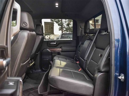 Used 2022 Chevrolet Silverado 2500 LT w/ Texas Edition image 16