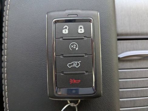 New 2026 Jeep Grand Wagoneer 2WD w/ 8-Passenger Seating Package image 30