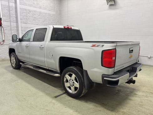 Used 2015 Chevrolet Silverado 2500 LTZ w/ Z71 Package, Off-Road image 5