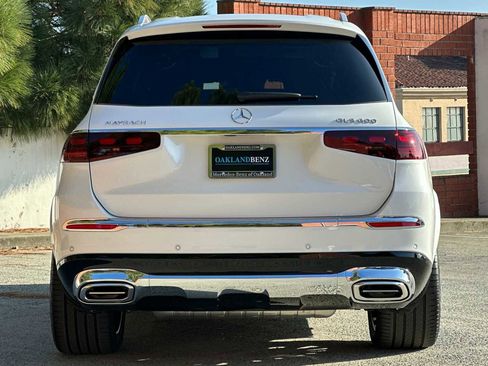 New 2026 Mercedes-Benz Maybach GLS 600 4MATIC image 5