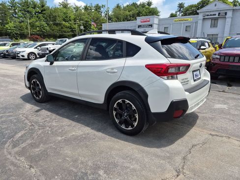 Used 2021 Subaru Crosstrek 2.0i Premium w/ Popular Package #2 AWD/4WD image 4