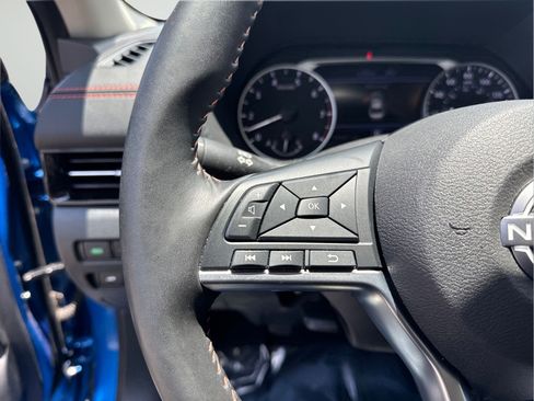 Certified 2025 Nissan Sentra SR FWD image 19