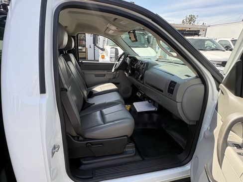 Used 2013 GMC Sierra 3500 W/T RWD image 15
