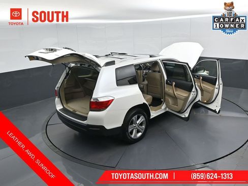 Used 2013 Toyota Highlander Limited image 55