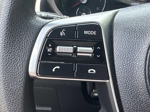 Used 2019 Kia Sorento LX FWD image 17