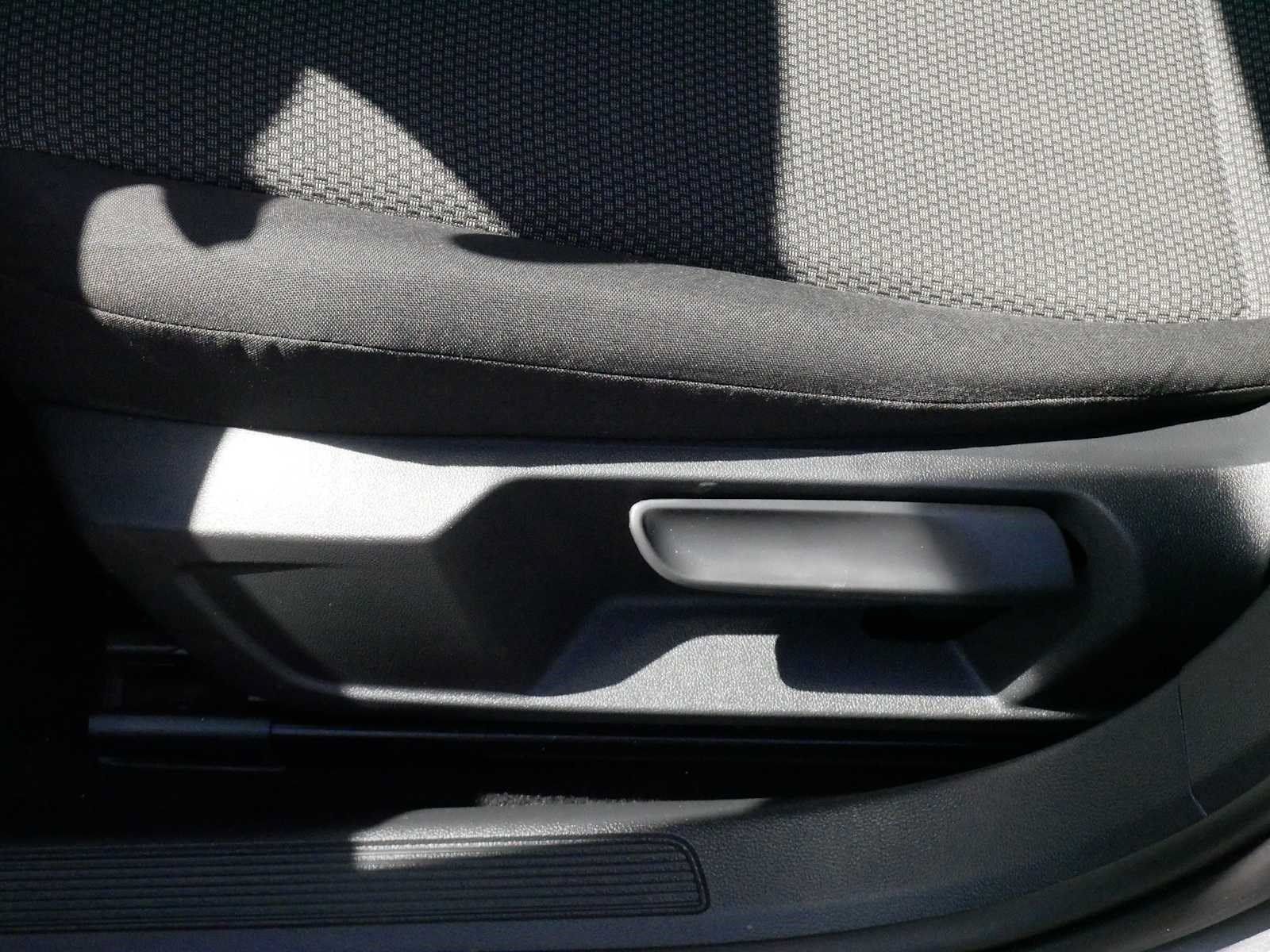 Certified 2020 Volkswagen Jetta S FWD image 20