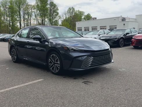 New 2026 Toyota Camry XLE AWD/4WD image 2