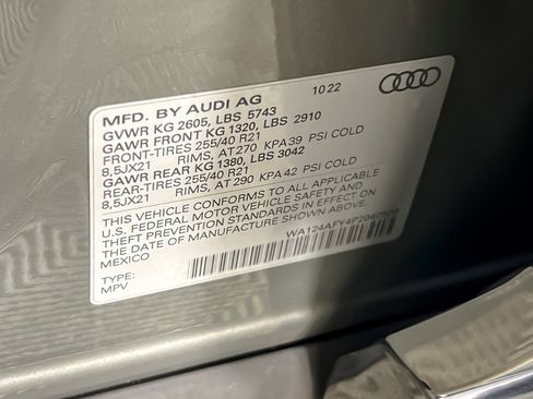 Used 2023 Audi SQ5 Premium Plus w/ Premium Plus Package image 28