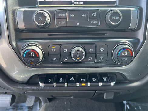 Used 2016 Chevrolet Silverado 2500 LT w/ LT Convenience Package AWD/4WD image 21