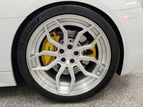 Used 2018 Audi R8 V10 RWD image 35