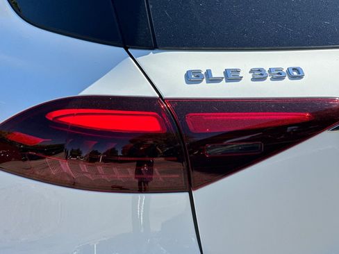 Certified 2024 Mercedes-Benz GLE 350 4MATIC image 28