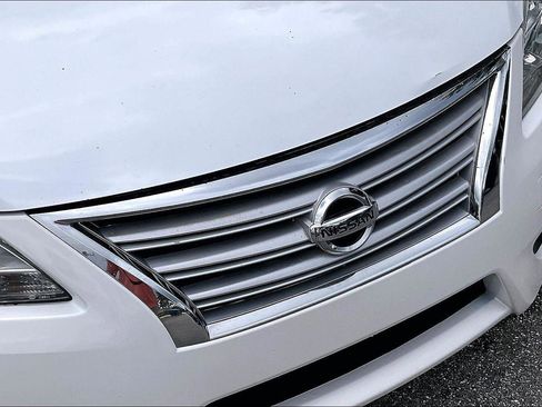 Used 2015 Nissan Sentra SV image 32