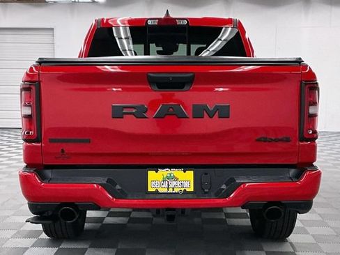Used 2025 RAM 1500 Big Horn AWD/4WD image 5