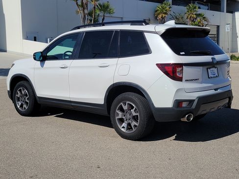 Used 2023 Honda Passport TrailSport image 5