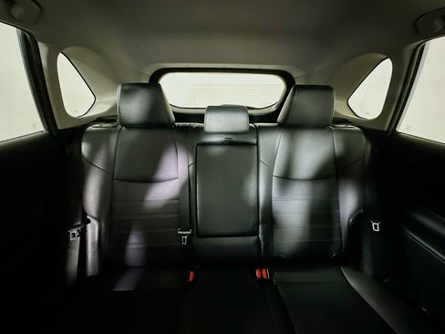 Used 2024 Toyota RAV4 XLE Premium image 30