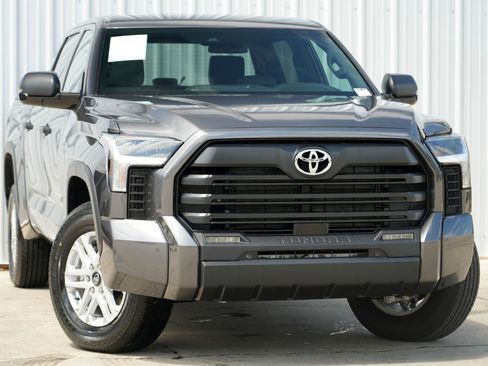 Used 2025 Toyota Tundra SR5 image 4