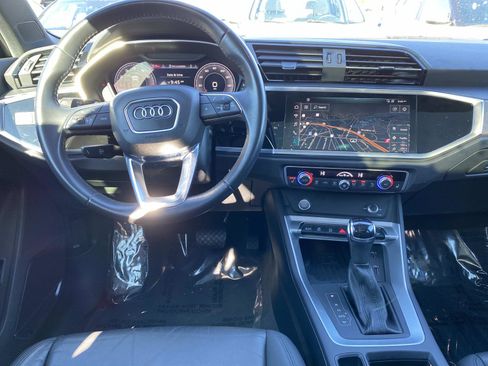 Used 2019 Audi Q3 2.0T Premium Plus w/ Premium Plus Package image 11