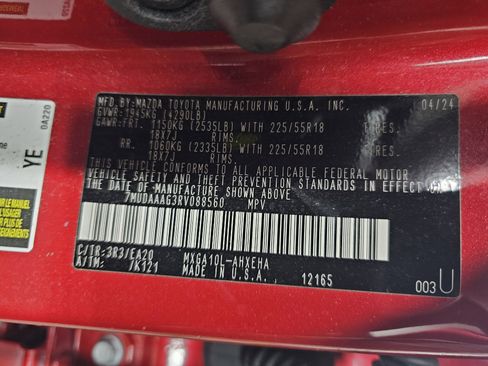 Certified 2024 Toyota Corolla Cross XLE image 26