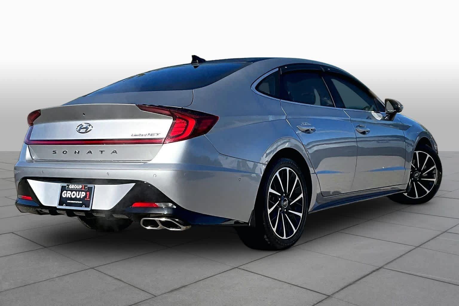 Used 2020 Hyundai Sonata Limited FWD image 12