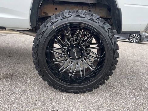 Used 2015 RAM 3500 Tradesman w/ Chrome Appearance Group image 5