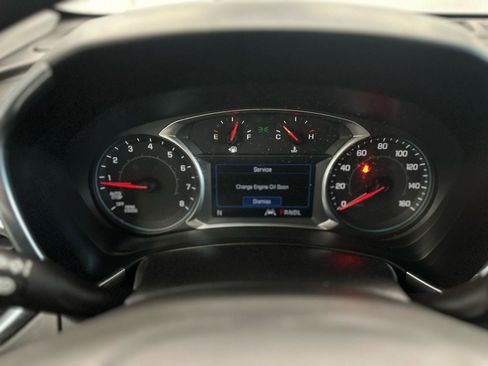 Used 2021 Chevrolet Equinox LT FWD image 22
