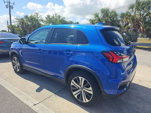 Used 2021 Mitsubishi Outlander Sport SE FWD image 8