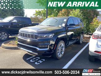 Used 2023 Jeep Grand Wagoneer Series II AWD/4WD video 1