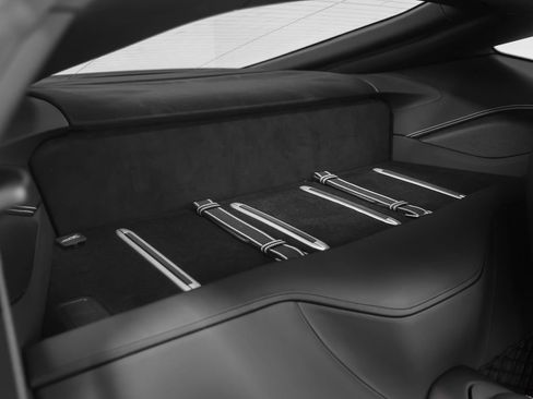 Certified 2017 Ferrari F12 Berlinetta RWD image 22
